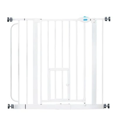 Carlson Pet Gate With Cat Flap 4 Carlson Pet Gate With Cat Flap - Image 4