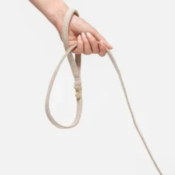 Nomad Tales Calma Dog Leash, Sand -Happy Pet Shop 326096 nomad tales calma hundeleine sand 120cm 01 5