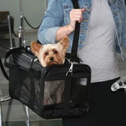 Sherpa® Original Deluxe Pet Carrier -Happy Pet Shop sherpa originaldeluxe petcarrier hs 05 2